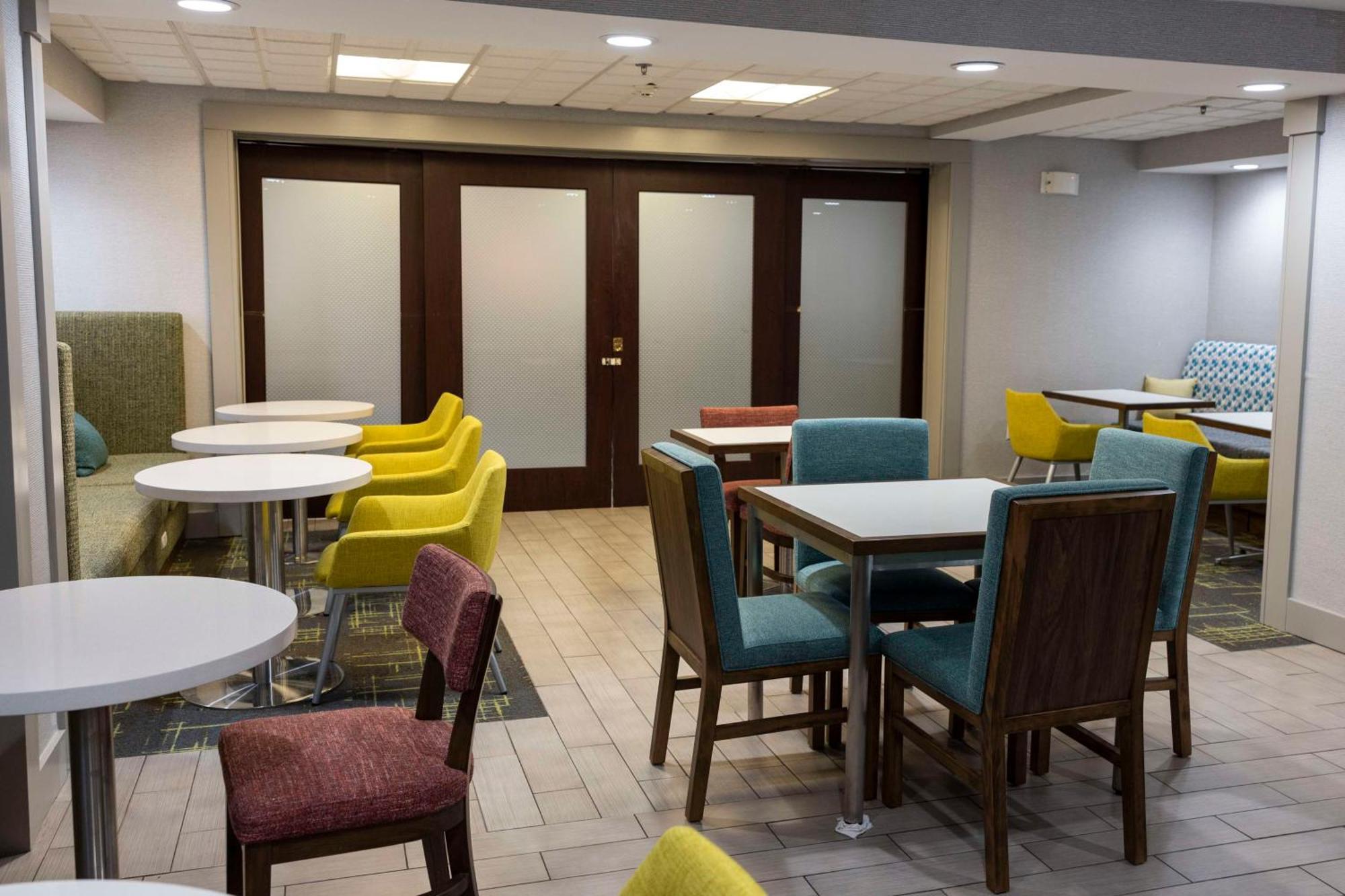 Hampton Inn Kent/Akron Area Exterior foto