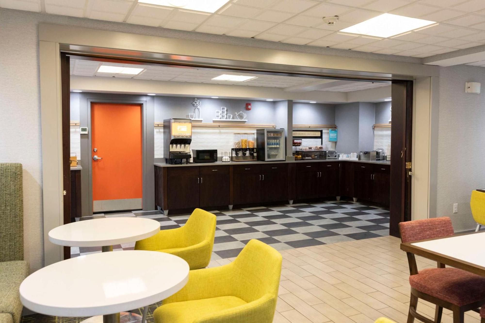 Hampton Inn Kent/Akron Area Exterior foto